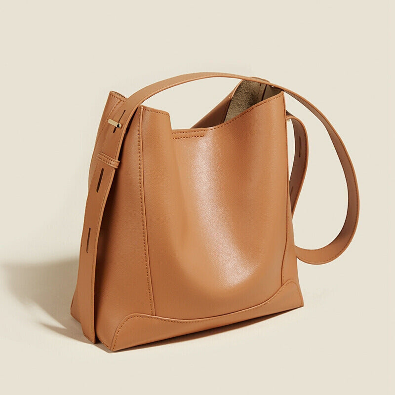 Large Leather Bucket Bag – Women’s Full-Grain Shoulder & Crossbody Handbag