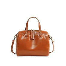 Women’s Leather Handbag – Stylish Shoulder, Crossbody & Tote Bag in GRetro Full Grain Leather Tote – Stylish Commuter Boston & Bowling Bag for Womenenuine Leather