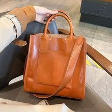 Elegant Leather Tote Bag – Spacious Crossbody and Top Handle for Daily Office Use