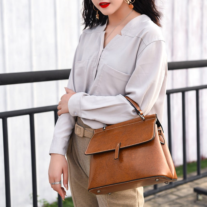 Elegant Leather Tote for Women – Chic Top Handle & Shoulder Bag